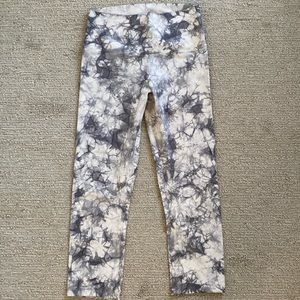 Lululemon crop marble leggings white/ grey size 6